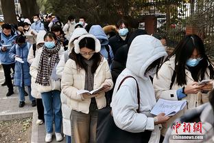 前国脚范晓冬：我踢十多年才进国家队 有些人连中超都踢不明白